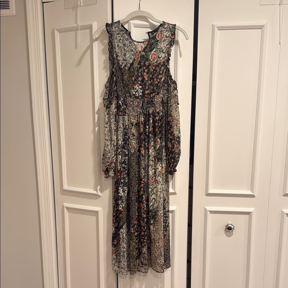 Zara Floral Patterned Dress with Red and Green Accents